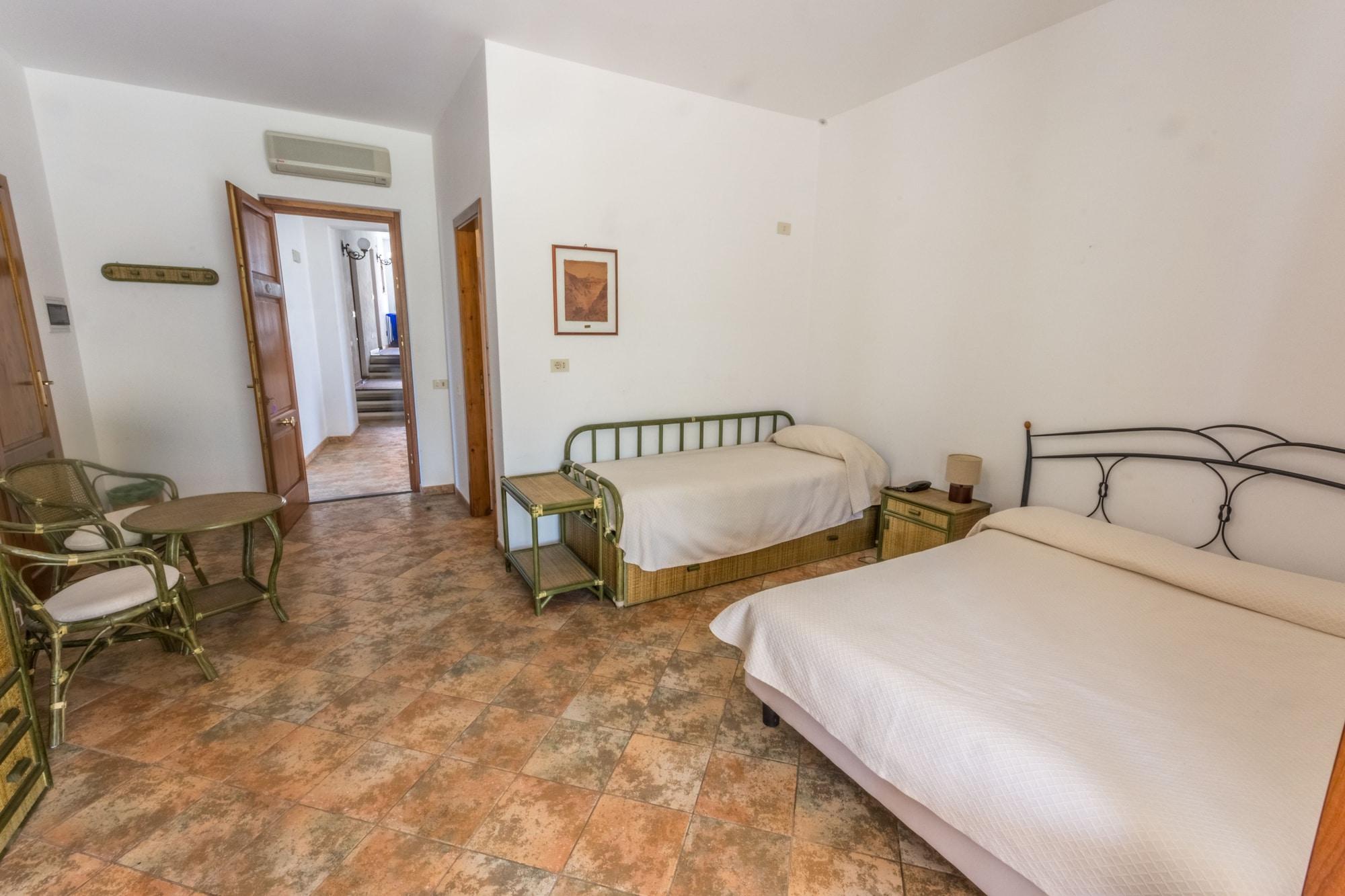 Residence Hotel Baia Portinenti Lipari  Exterior foto